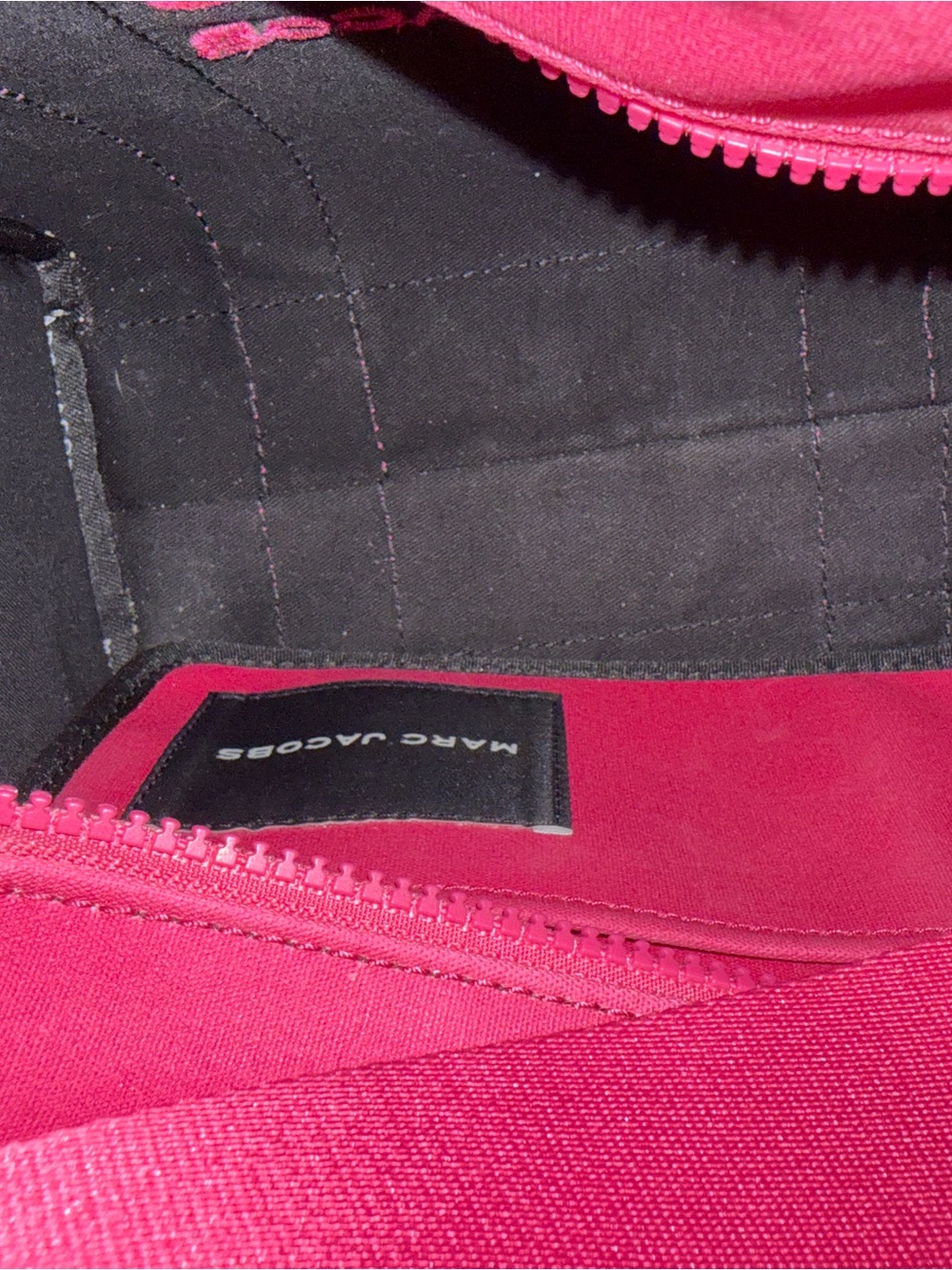 Marc Jacobs Ombré Bright Pink and Black Canvas Tote Bag - Picture 6 of 8